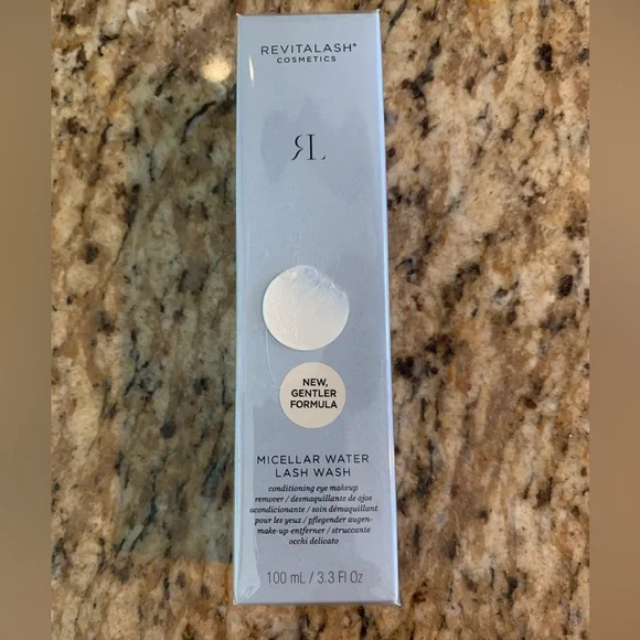 Lash wash “Revitalash” - Picture 1 of 7